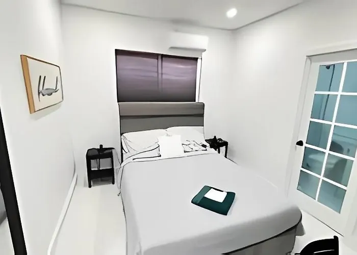 Private Rooms Close To Miami Airport - Free Parking - 01