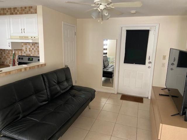 Private Close To Airport - Free Parking - 01 Hospedagem domiciliar *